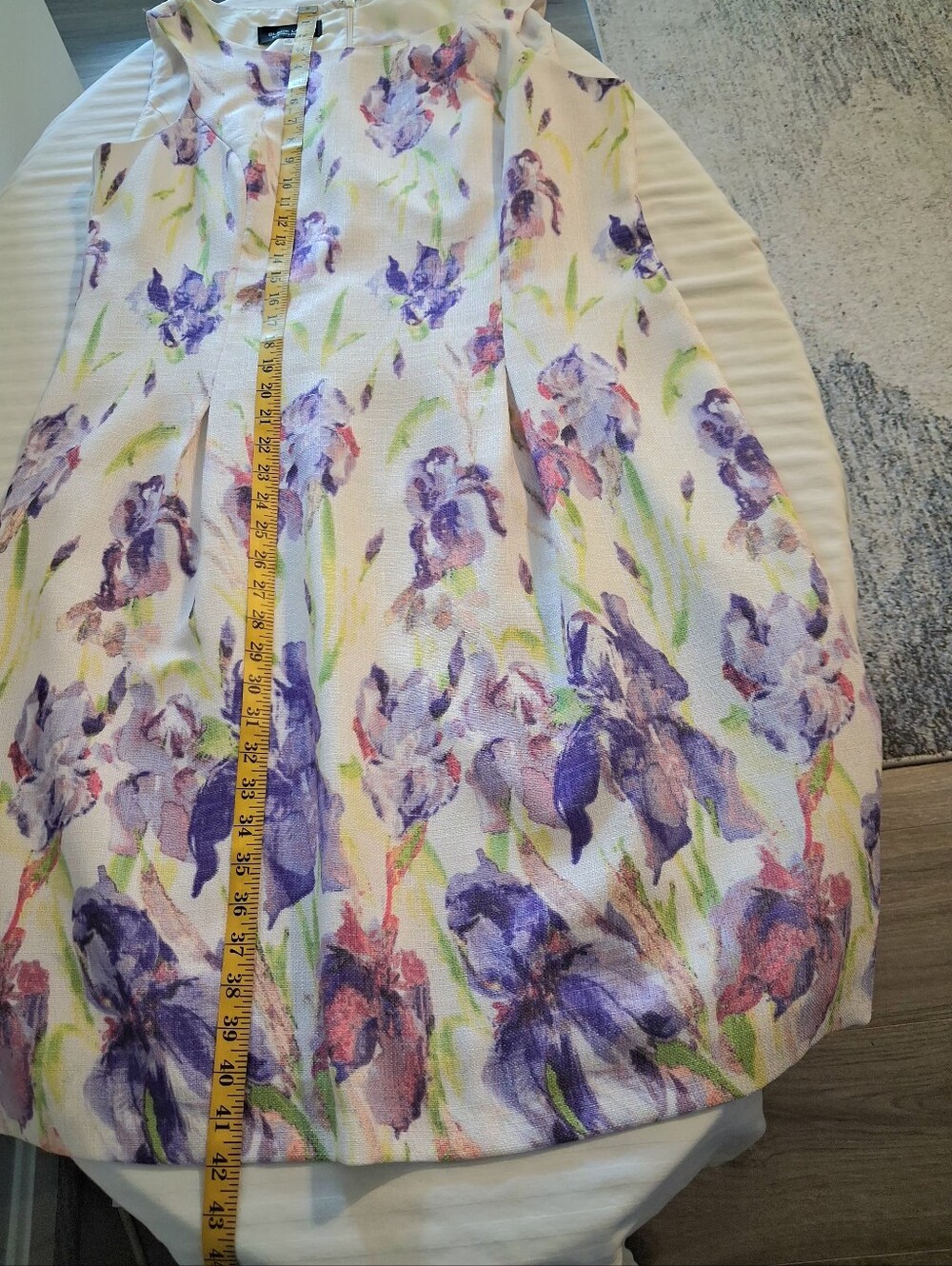 Floral Sleeveless Sheath Dress in White and Purple Size 16 - Picture 10 of 13